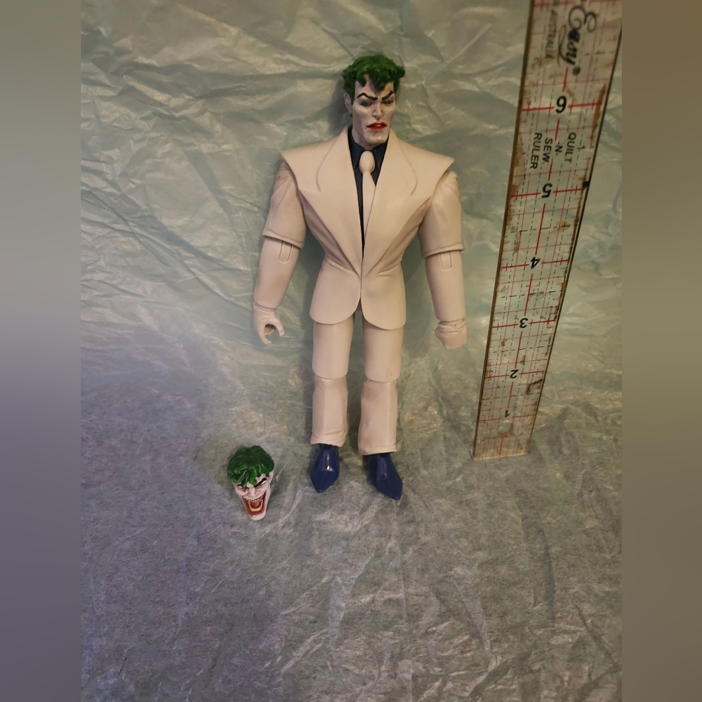DC Comic Multiverse Joker 6"